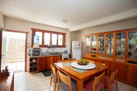 Casa à venda com 282m², 4 quartos e 3 vagasCozinha