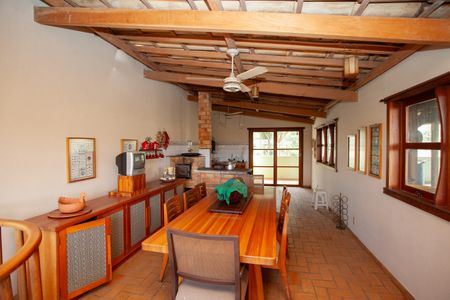 Cozinha de casa à venda com 4 quartos, 282m² em Água Branca, Contagem