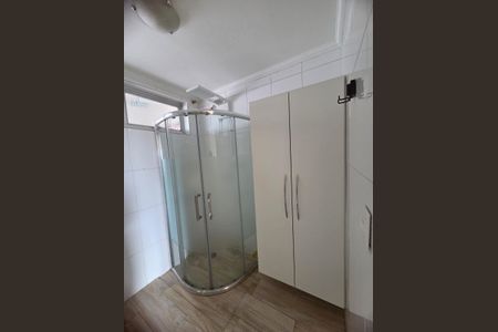Apartamento para alugar com 105m², 3 quartos e 1 vaga Apartamento para alugar com 105m², 3 quartos e 1 vagaBanheiro