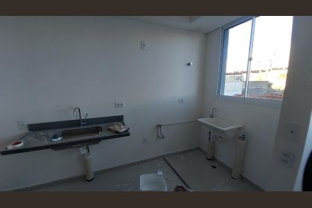 Cozinha de apartamento à venda com 2 quartos, 52m² em Caiçaras, Belo Horizonte