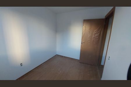 Quarto de apartamento à venda com 2 quartos, 52m² em Caiçaras, Belo Horizonte