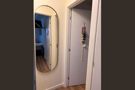 Apartamento à venda com 70m², 2 quartos e 1 vagaCorredor
