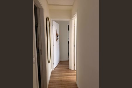 Apartamento à venda com 70m², 2 quartos e 1 vagaCorredor