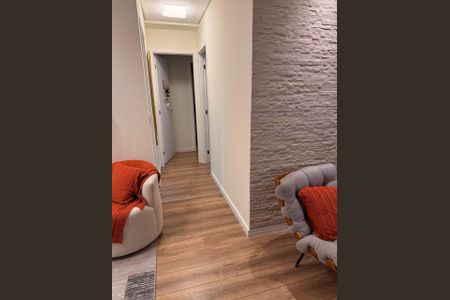 Apartamento à venda com 70m², 2 quartos e 1 vagaCorredor