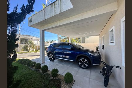Casa de condomínio para alugar com 320m², 3 quartos e 6 vagas Casa de condomínio para alugar com 320m², 3 quartos e 6 vagasGaragem