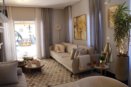 Casa de condomínio para alugar com 320m², 3 quartos e 6 vagas Casa de condomínio para alugar com 320m², 3 quartos e 6 vagasSala