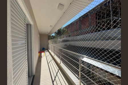 Casa de condomínio para alugar com 320m², 3 quartos e 6 vagas Casa de condomínio para alugar com 320m², 3 quartos e 6 vagasVaranda