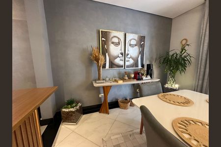 Casa de condomínio para alugar com 320m², 3 quartos e 6 vagas Casa de condomínio para alugar com 320m², 3 quartos e 6 vagasSala de Jantar