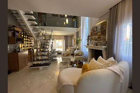 Casa de condomínio para alugar com 320m², 3 quartos e 6 vagas Casa de condomínio para alugar com 320m², 3 quartos e 6 vagasSala