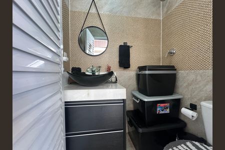 Casa de condomínio para alugar com 320m², 3 quartos e 6 vagas Casa de condomínio para alugar com 320m², 3 quartos e 6 vagasBanheiro 2