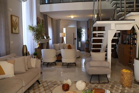 Casa de condomínio para alugar com 320m², 3 quartos e 6 vagas Casa de condomínio para alugar com 320m², 3 quartos e 6 vagasSala