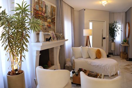 Casa de condomínio para alugar com 320m², 3 quartos e 6 vagas Casa de condomínio para alugar com 320m², 3 quartos e 6 vagasSala