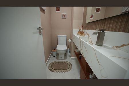 Apartamento à venda com 125m², 3 quartos e 3 vagasLavabo