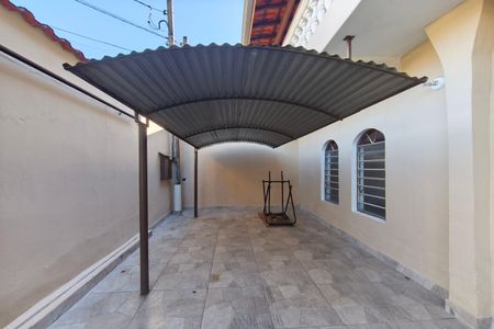 Casa à venda com 110m², 3 quartos e 1 vaga