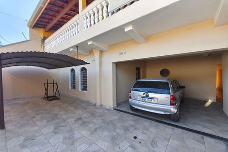 Casa à venda com 110m², 3 quartos e 1 vaga