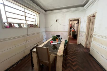 Casa à venda com 320m², 3 quartos e 3 vagas Casa à venda com 320m², 3 quartos e 3 vagasSala de Jantar