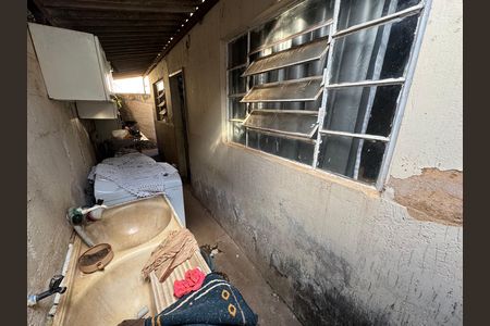 Casa à venda com 340m², 4 quartos e 6 vagas Casa à venda com 340m², 4 quartos e 6 vagasÁrea de Serviço anexo 1