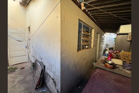 Casa à venda com 340m², 4 quartos e 6 vagas Casa à venda com 340m², 4 quartos e 6 vagasÁrea de Serviço anexo 1