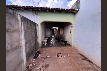 Garagem anexo 2 de casa à venda com 4 quartos, 340m² em Qnd 35, Brasília