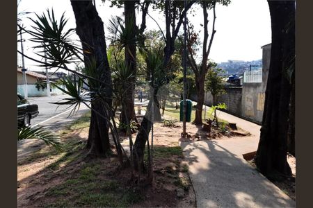 Casa à venda com 4 quartos, 120m² em Vila Ernesto, São Paulo
