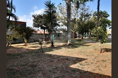 Casa à venda com 4 quartos, 120m² em Vila Ernesto, São Paulo