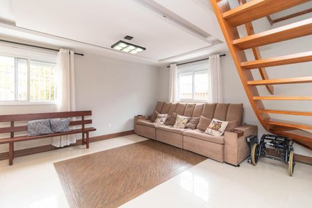 Sala de casa à venda com 3 quartos, 160m² em Santo Antônio, Porto Alegre