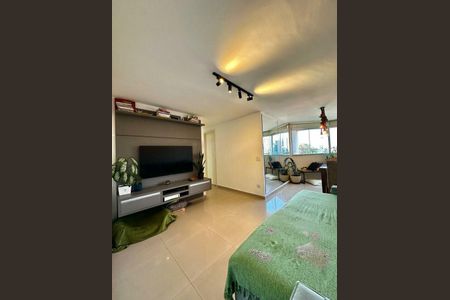 Apartamento à venda com 3 quartos, 69m² em Vila Sofia, São Paulo