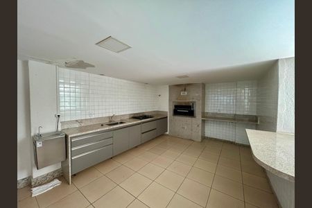 Apartamento para alugar com 200m², 4 quartos e 3 vagas