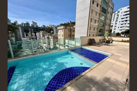 Apartamento para alugar com 200m², 4 quartos e 3 vagas