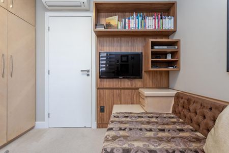 Apartamento à venda com 167m², 4 quartos e 2 vagas Apartamento à venda com 167m², 4 quartos e 2 vagasQuarto 2