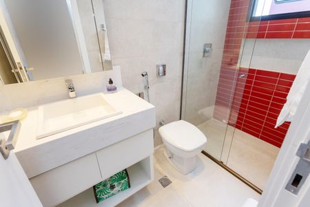 Apartamento à venda com 167m², 4 quartos e 2 vagas Apartamento à venda com 167m², 4 quartos e 2 vagasBanheiro 3