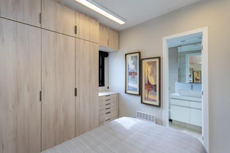 Apartamento à venda com 167m², 4 quartos e 2 vagas Apartamento à venda com 167m², 4 quartos e 2 vagasSuíte 2