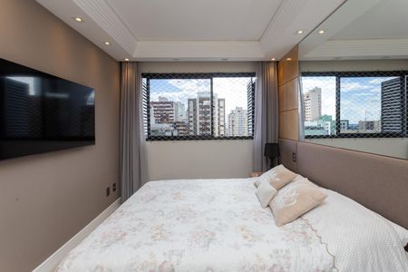 Apartamento à venda com 167m², 4 quartos e 2 vagas Apartamento à venda com 167m², 4 quartos e 2 vagasQuarto 4
