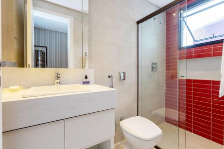 Apartamento à venda com 167m², 4 quartos e 2 vagas Apartamento à venda com 167m², 4 quartos e 2 vagasBanheiro 3