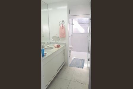 Casa à venda com 295m², 4 quartos e 5 vagas