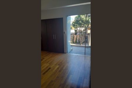 Casa à venda com 295m², 4 quartos e 5 vagas