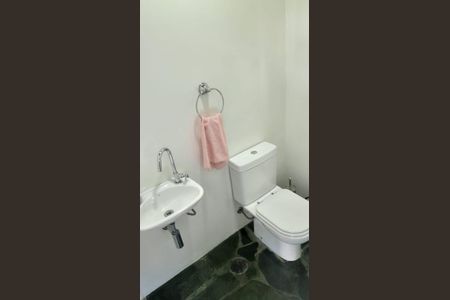 Casa à venda com 295m², 4 quartos e 5 vagas