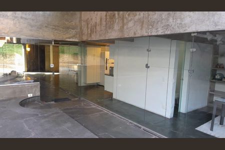 Casa à venda com 295m², 4 quartos e 5 vagas