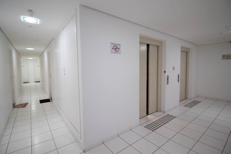 Apartamento para alugar com 54m², 2 quartos e 1 vagaHall de entrada