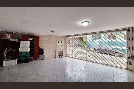 Garagem de casa à venda com 3 quartos, 153m² em Vila Anglo Brasileira, São Paulo