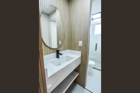 Apartamento para alugar com 55m², 2 quartos e 1 vaga Apartamento para alugar com 55m², 2 quartos e 1 vagaBanheiro