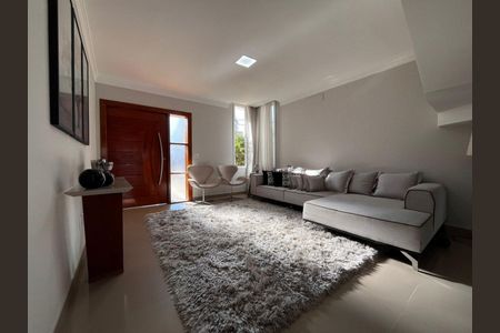 Casa de condomínio à venda com 331m², 5 quartos e 4 vagas