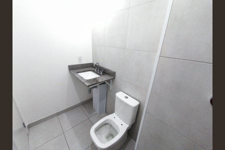 Apartamento à venda com 59m², 2 quartos e 1 vaga Apartamento à venda com 59m², 2 quartos e 1 vagaBanheiro