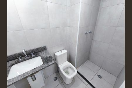 Apartamento à venda com 59m², 2 quartos e 1 vaga Apartamento à venda com 59m², 2 quartos e 1 vagaBanheiro