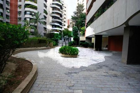 Apartamento à venda com 130m², 2 quartos e 2 vagas