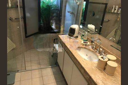 Apartamento à venda com 130m², 2 quartos e 2 vagas