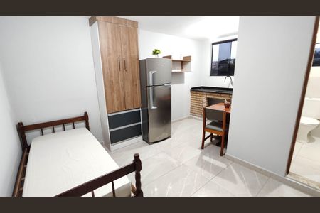 Studio de casa para alugar com 1 quarto, 20m² em Vila Santa Margarida, Ferraz de Vasconcelos