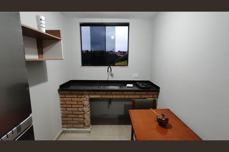 Studio de casa para alugar com 1 quarto, 20m² em Vila Santa Margarida, Ferraz de Vasconcelos