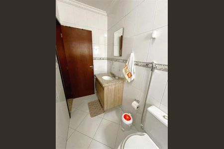 Casa à venda com 4 quartos, 200m² em Vila Camilópolis, Santo André