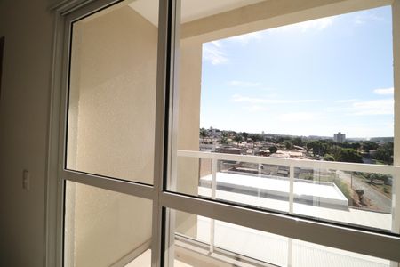 Sacada de apartamento para alugar com 2 quartos, 54m² em Jaraguá, Uberlândia